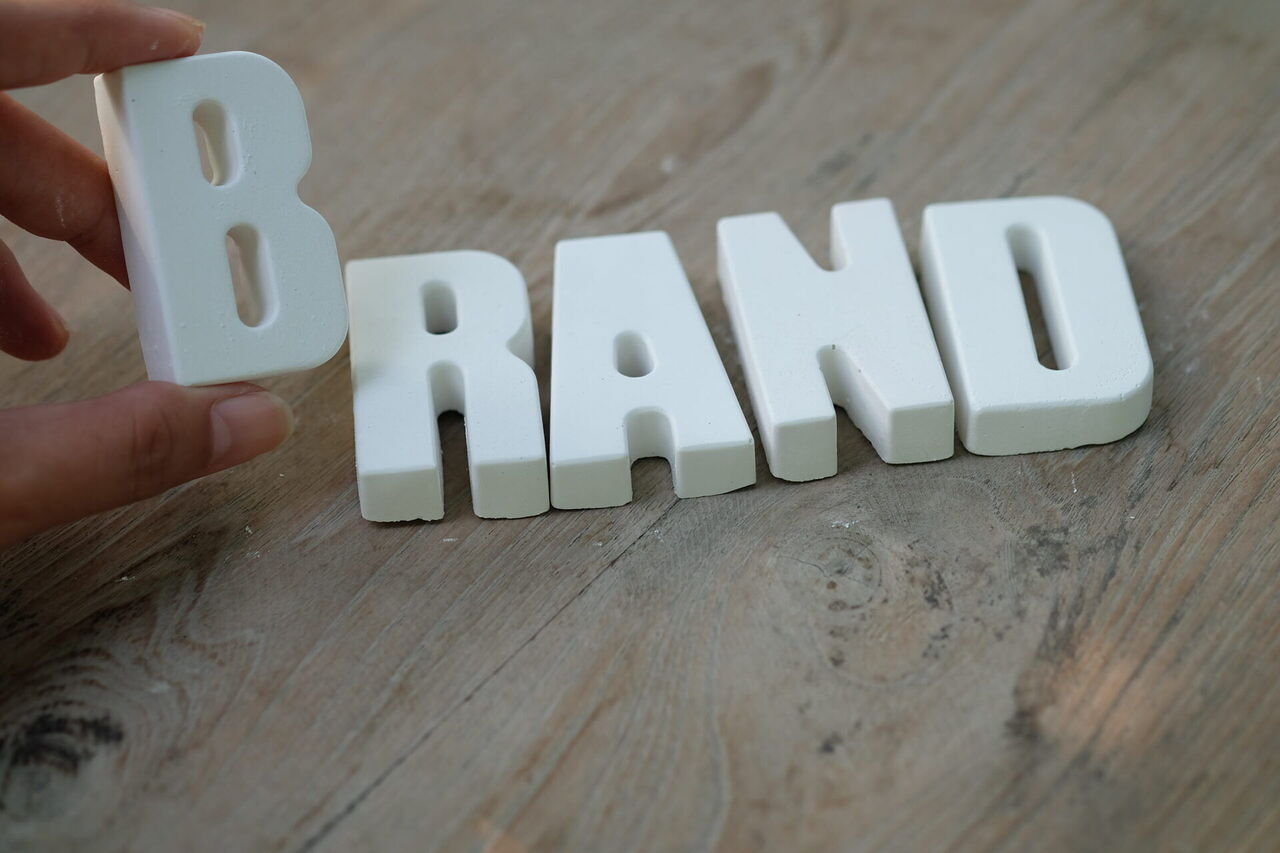 Brand monitoring: come funziona e quali gli effetti sulla reputazione Brand monitoring: come funziona e quali gli effetti sulla reputazione